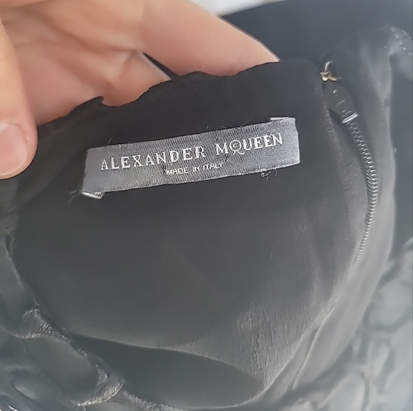 Alexander McQueen Honeycomb Illusion Black Sleeveless Dress Size 38 - Picture 11 of 14